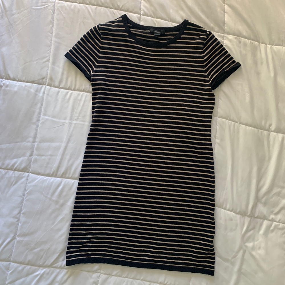 Short sleeve sweater dress